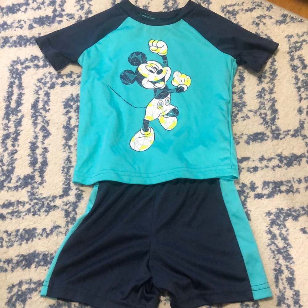 Mickey Mouse active outfit